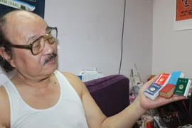 Bộ sưu tầm sách siêu nhỏ khổng lồ ở Hà Nội