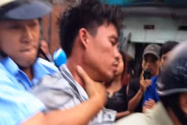 "Quyền lực không nằm trong nắm đấm"