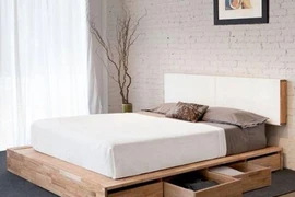 Biến gầm giường thành tủ để đồ: Lợi ít, hại nhiều