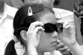 Trẻ dễ ảnh hưởng thị giác vì xem phim 3D