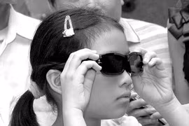 Trẻ dễ ảnh hưởng thị giác vì xem phim 3D