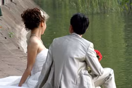 Xem tuổi kết hôn thế nào cho đúng?