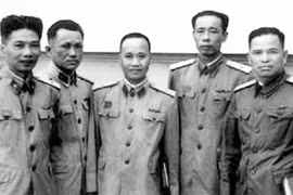 Thiếu tướng Hoàng Sâm: Bắn súng hai tay “bách phát bách trúng“