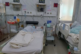 Số F0, ca nặng do Covid-19 tăng lên rõ rệt