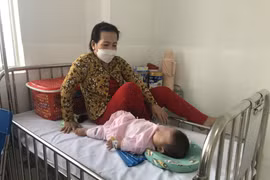 Trẻ sứt môi hở vòm ếch được điều trị và chăm sóc toàn diện tại Bệnh viện Nhi đồng 1