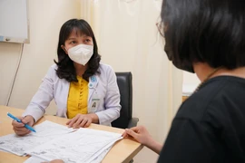 Gãy lún đốt sống thắt lưng do loãng xương