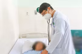 Uống 50 viên thuốc tăng cân không rõ nguồn gốc, người phụ nữ nguy kịch