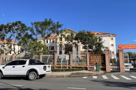 Bến Tre: Tìm đơn vị thi công 8 gói thầu làm đường và xây dựng trường học