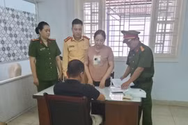 Cảnh sát đường thủy và Công an Đà Nẵng bắt giữ tội phạm trốn truy nã