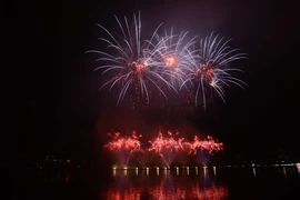 DIFF 2023: Anh và Ba Lan “đốn tim” khán giả với màn pháo hoa bùng nổ