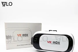 Mua kính thực tế ảo siêu rẻ, tiền mất tật mang