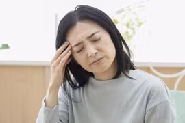 Phụ nữ tuổi 50 khắc phục tiền mãn kinh thế nào?