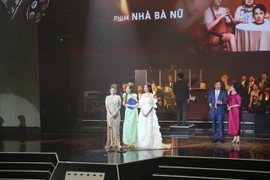 Trấn Thành đoạt giải Đạo diễn xuất sắc tại Liên hoan phim châu Á Đà Nẵng