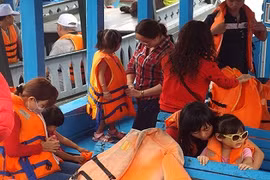 Cộng đồng chia sẻ bí quyết thoát chết khi tàu thủy gặp nạn