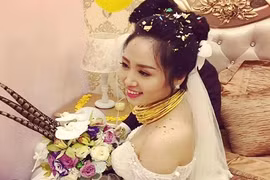 Chân dung cô dâu đeo vàng trĩu cổ ở Hà Nội 