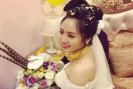Chân dung cô dâu đeo vàng trĩu cổ ở Hà Nội 