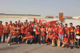 Wake-up 247 đưa 247 cổ động viên sang UAE chỉ sau 48 giờ