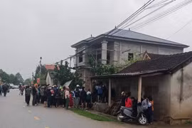 Bé trai 3 tuổi bị hàng xóm chém tử vong ở Hà Tĩnh