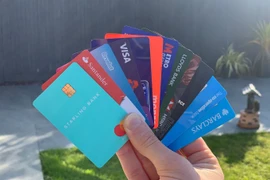 Làm sao để biết mình có bao nhiêu tài khoản, thẻ ngân hàng?