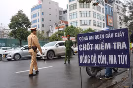 Cô gái đăng vị trí lập chốt của CSGT lên mạng xã hội bị phạt 7,5 triệu 