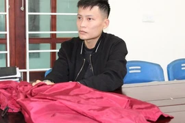 Phó giám đốc giấu xe hơi đắt tiền rồi mượn xe máy đi cướp ngân hàng