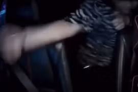 Clip tài xế ô tô công nghệ bị khách đấm liên tục vào mặt ở Sài Gòn 