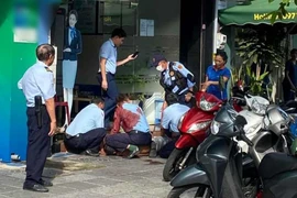 Bảo vệ ngân hàng bị đồng nghiệp đâm nhiều nhát do mâu thuẫn khi giao ca