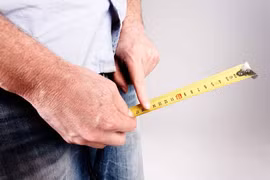 Dương vật của thanh niên bị cong sau 8 tháng phẫu thuật kéo dài kích thước