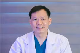 Bác sĩ ngành sản phụ khoa Cao Hữu Thịnh bị Sở Y tế TP HCM phạt 