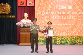 Công bố quyết định của Bộ trưởng Công an về công tác cán bộ