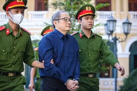 4 bệnh viện tại TP HCM bị điều tra vì liên quan kít xét nghiệm Việt Á