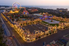 TP HCM: Phát hiện kho khẩu trang khủng trong khuôn viên cơ quan nhà nước