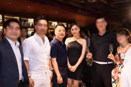 Phương Oanh dự tiệc hạng sang cùng Shark Bình, được khen đúng chuẩn 'vợ shark'