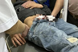 Nam thanh niên nghi tự lấy kéo cắt lìa 'cậu nhỏ' của mình ở Quảng Bình