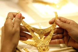 Giá vàng hôm nay 17/9: Lấy lại đà tăng 