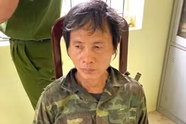 Bắt đối tượng dùng dao phóng đâm thiếu tá công an rồi bỏ trốn 