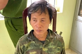 Bắt đối tượng dùng dao phóng đâm thiếu tá công an rồi bỏ trốn 