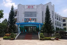 Gói thầu thiết bị y ở Sở Y tế Đắk Nông bị nâng khống như thế nào?