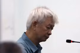 Phong tỏa 22 tài khoản của vợ chồng cựu Chủ tịch tỉnh Khánh Hòa