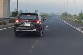 Nữ tài xế nêu lý do 'khó đỡ' khi lùi xe trên cao tốc Long Thành-Dầu Giây