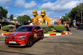 Chủ xe điện kể chuyện về 'cảnh vệ' ADAS, 'trợ lý' ViVi trên ngàn dặm đường