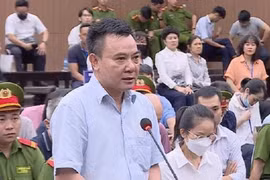 Vợ cựu PGĐ công an Hà Nội đề nghị được trả lại 146 lượng vàng bị thu giữ 