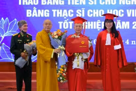 Xôn xao bằng tiến sĩ của thượng tọa Thích Chân Quang