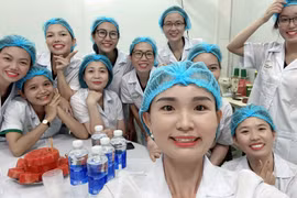 Từ giúp việc thành giám đốc: Cô gái xứ Quảng phấn đấu như thế nào?