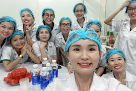 Từ giúp việc thành giám đốc: Cô gái xứ Quảng phấn đấu như thế nào?