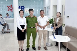 Chuyển nhầm gần 200 triệu đồng cho người đang bị tạm giam