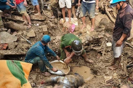 Vụ sạt lở ở Trà Leng: Cuộc tìm kiếm đong đầy nước mắt