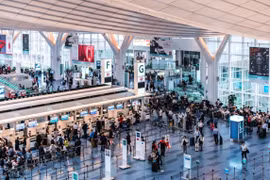 Công khai danh tính 9 giám đốc ở Thanh Hóa bị đề nghị tạm hoãn xuất cảnh