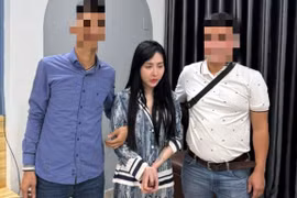 Cô gái xinh đẹp 'ngủ ngày chơi đêm' để trốn công an 