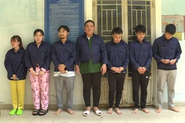 Khởi tố nhiều người chuyên gọi điện khủng bố để đòi nợ